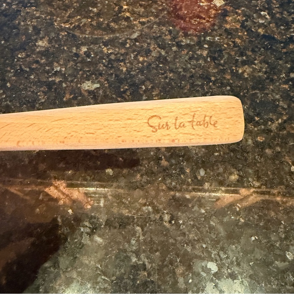 Sur La Table Valentine's Day Heart Spatula - Picture 4 of 5